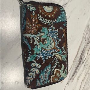 Vera Bradley retired zip around wallet with matching
